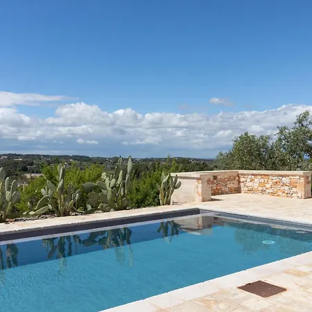 Villa Trulli Tower *