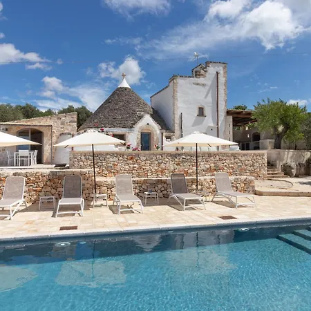 Trulli Tower * Путиньяно